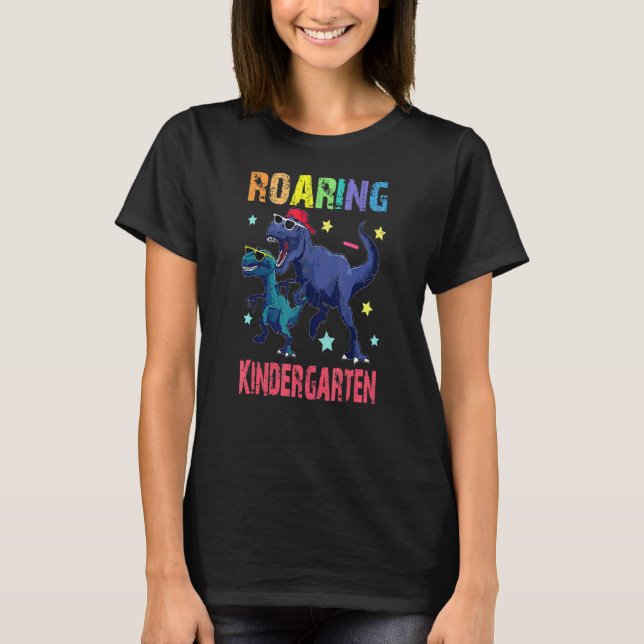 Roaring Kindergarten Dinosaur T Rex Back to school T Shirt (Framsida)