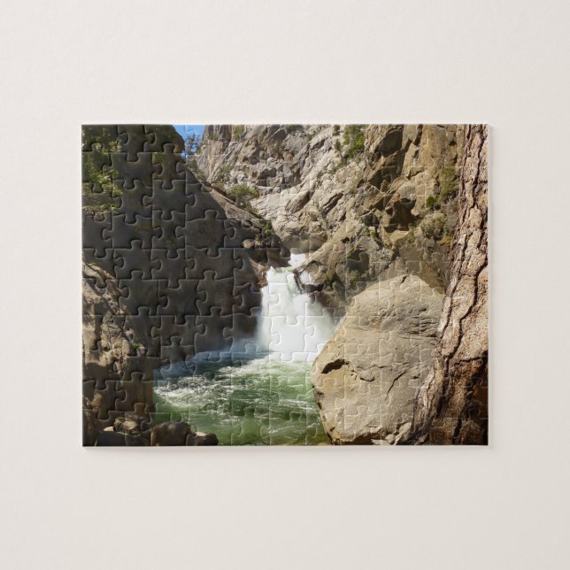 Roaring River Falls i Kings Canyon National Park Pussel (Horisontell)