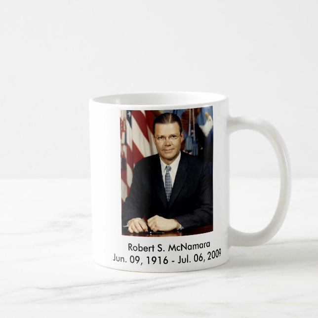 Robert McNamara porträtt, Kaffemugg (Höger)