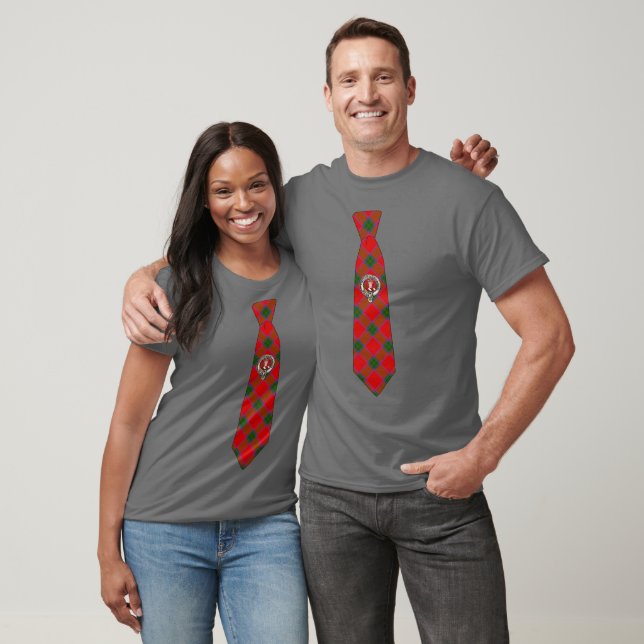 Robertson skotsk märke & Tartan slips  T Shirt (Unisex)