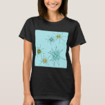 Robin's Egg Blue Atomic Starbursts T-Shirt<br><div class="desc">Denna Robin's Egg Blue Iconic Atomic Starbursts T-Shirt mönster har ikoniska atomstjärnor. Det är höger! Bakgrunden till den blåa färgaden i old school med guld-späckar är perfektens bakgrund för den pulserande turkosen, kökssleriet och färgaden för päronpäron i grönten. Sportarna i färg placeras sporadiskt i olika storlekar med överliggande V-formad linjer...</div>