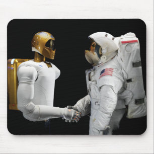 Robonaut 2, ett fingerfärdigt, musmatta