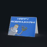 Robot Hanukkah! Helgkort<br><div class="desc">Detta kort är för dina judiska vänner. Eller robotvänner. Eller judiska robotvänner. Den visar en robot med a kasta i sig-på yarmulke och en menora för en räcka. Bakgrunden är ljus blått, med ord "lyckliga Robanukkah!", i vitbrev - även om du kan totalt ta bort eller ändra som förser med...</div>