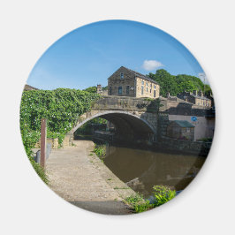 Rochdale Canal, Luddendenfoot Magnet