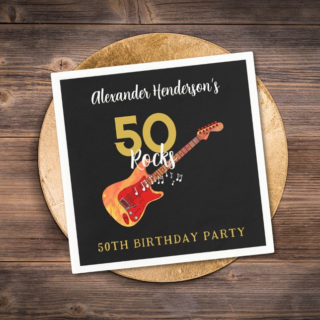 Rock and Roll 50-års födelsedagsfest Pappersservett (50 Rocks Cool Guitar black and gold 50th birthday party personalized napkin)