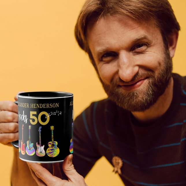 Rock and roll 50:e födelsedag Funky Guitar Mugg (Rock and roll personalized name 50th birthday mug black and gold typography cool funky guitars)