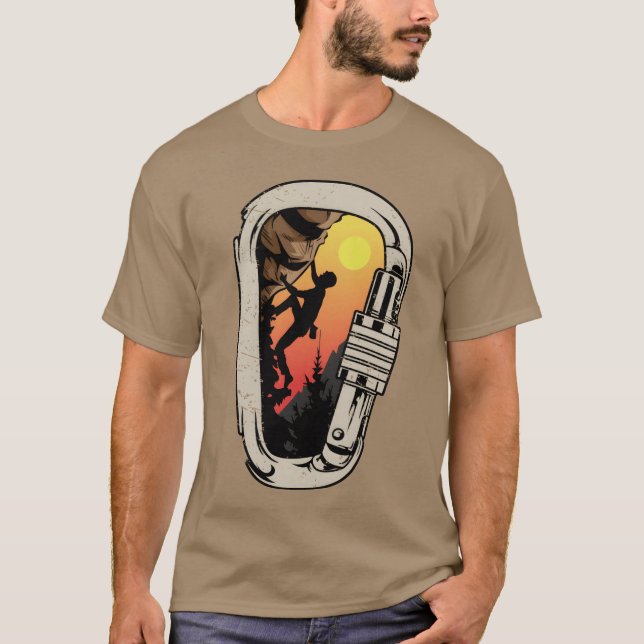 Rock Climbing Bouldering Climbing Carabiner friend T Shirt (Framsida)