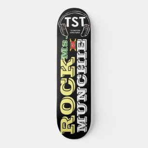 ROCK MS.MUNCHIE Skateboard blir