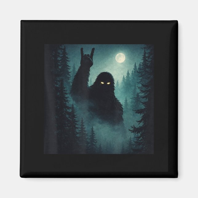 Rock On Bigfoot Sasquatch Kryptid Natt Skog Magnet (Framsidan)