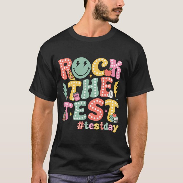 Rock The Test Testing Day Retro Motivational Teach T Shirt (Framsida)