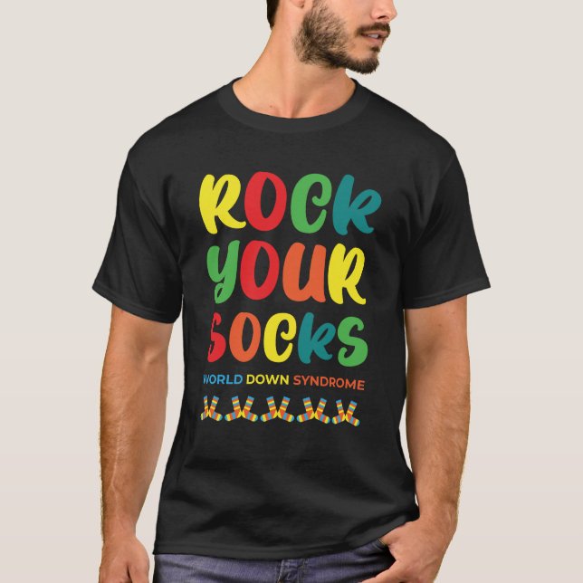 Rock Your Socks world Downs syndrom dag T Shirt (Framsida)