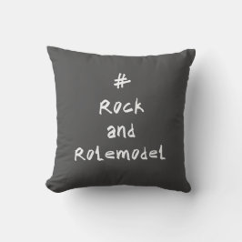 #RockandRolemodel - White. Kudde