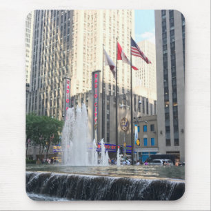 Rockefeller Center New York City Fontän Flaggor Musmatta