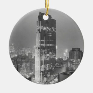 Rockefeller centrerar och RCA som bygger New York Julgransprydnad Keramik