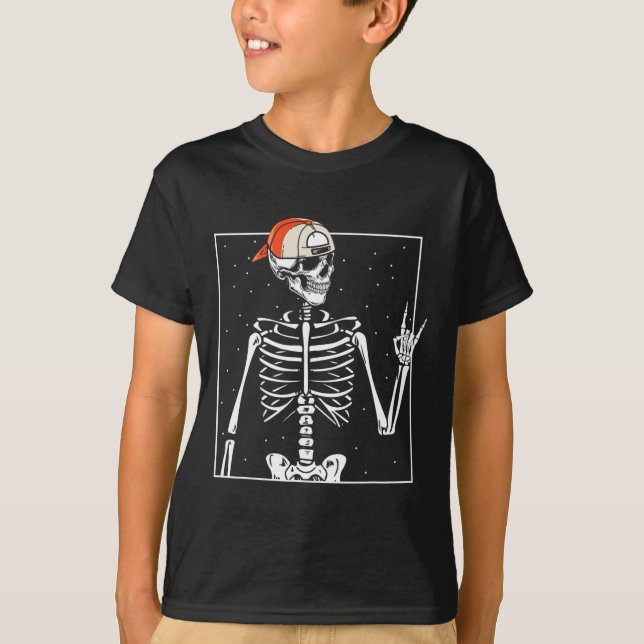 Rocker Skeleton Cap Skater Coola Halloween Punk T Shirt (Framsida)