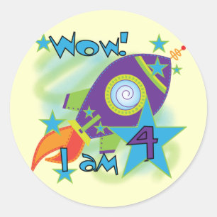 Rocket Frakt 4e födelsedagen T-shirts och presente Runt Klistermärke