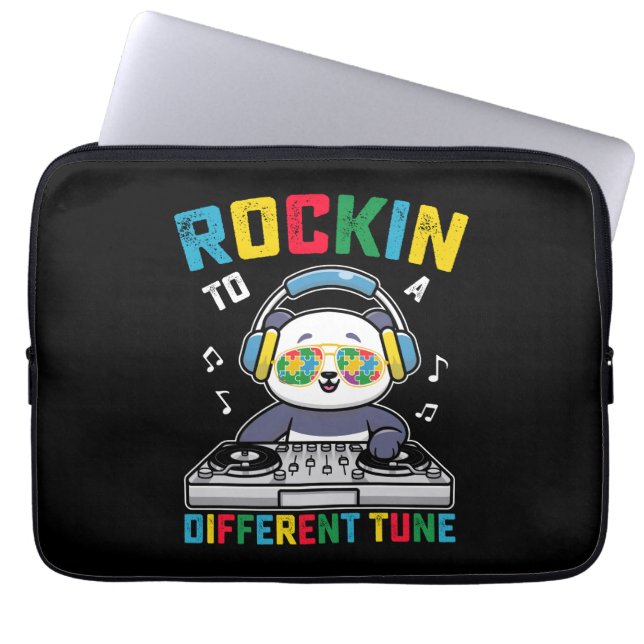 Rockin till en annan tonpanda-autism-medvetenhet laptop fodral (Framsidan)