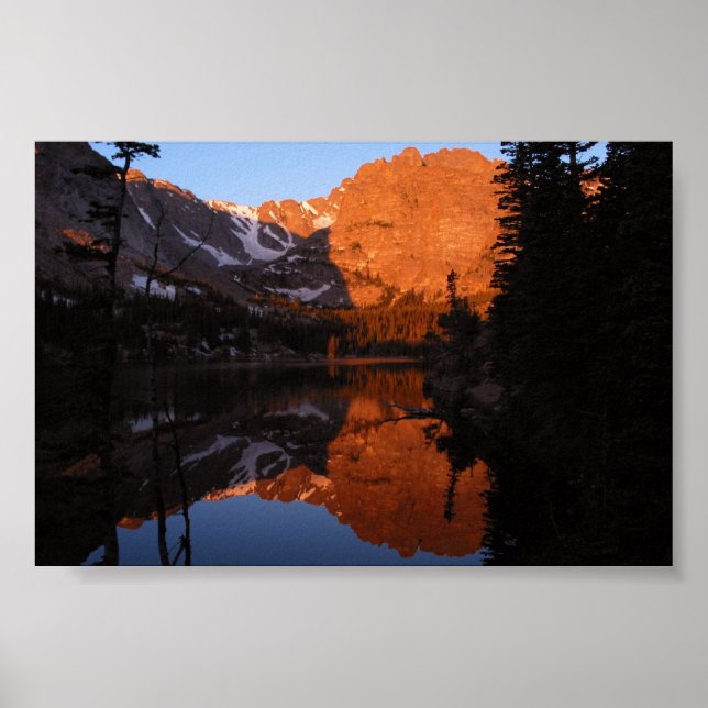 Rocky Mountain Reflection on Canvas Poster (Framsidan)