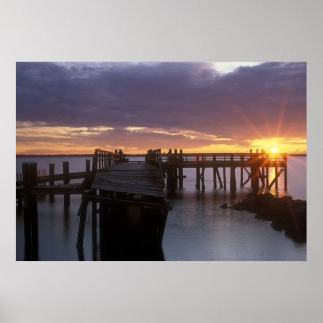 Rocky Point Docks Poster (Framsidan)