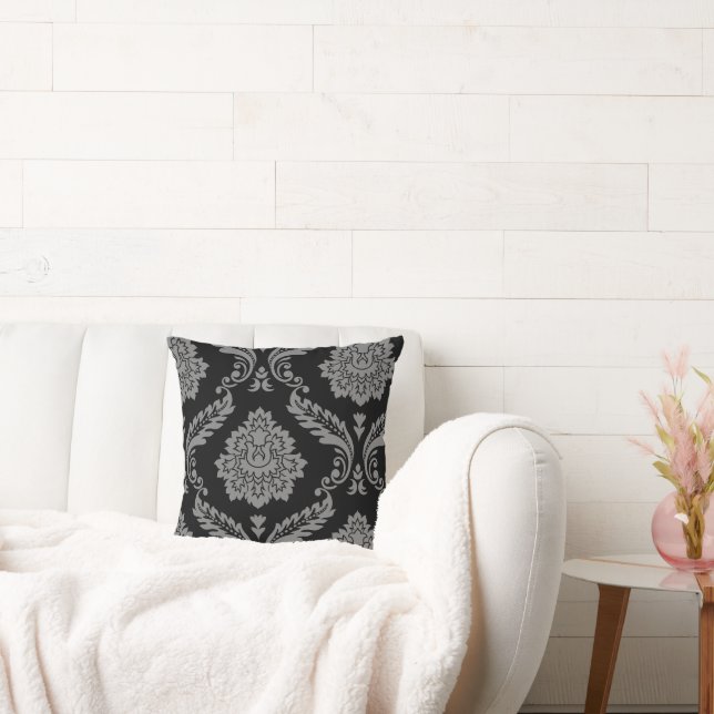 Rococo Damask Förskjutet Mönster Grått på Svart Kudde (Soffa)