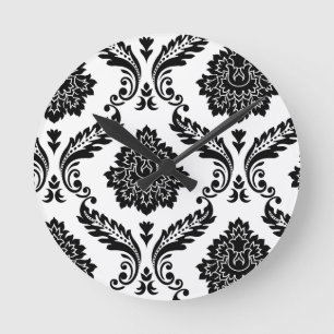 Rococo Damask Förskjutet Mönster Svart på Vitt Rund Klocka