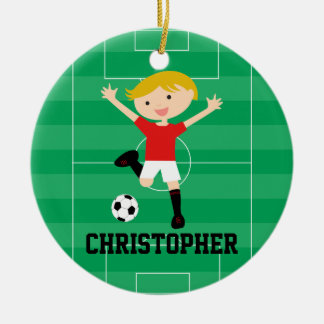 Röd anpassadefotbollpojke 1 och vit julgransprydnad keramik