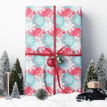 Röd blå jul, Snöflingor Presentpapper<br><div class="desc">Gör din helgdag till gnistra med den här snygga röda, blå och vita snöflingorna som är papper. Med ett krångligt mönster av överlappande snöflingor i fet röd och coola blå ger detta omslagna papper en livfull beröring åt alla närvarande. Perfekt för julfester, familjemöten, eller att lägga till en kopp färg...</div>