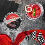 Röd | Black Go Kart Tävla Birthday Underlägg Papper Rund<br><div class="desc">Tävling är på väg för att fira en tävla-temad födelsedag. Den här födelsedagsfesten har en röd och svart kart med en röd helmetad enhet och flammor som skjuter ut baksidan av farkosten. Orden "Redo, Set, Go!" görs också i en flamtonad övertoning. Ett par checkade flaggor håller på att stänga av...</div>