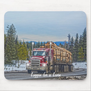 Röd bråtelastbilhuvudväg som kör konst Mousepad Musmatta