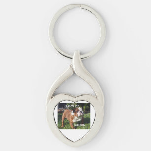 röd bulldogg och pic för vitkärlekw twisted heart silverfärgad nyckelring