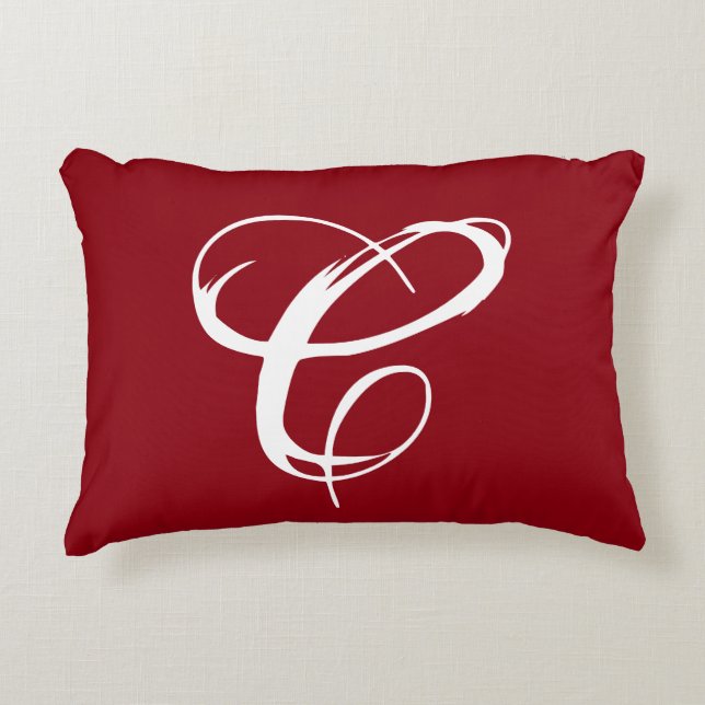Röd "C"-fyllning med Grått bakåt Prydnadskudde (Framsidan)