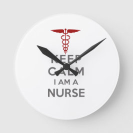 Röd Caduceus Keep Calm Jag är en Sjuksköterska Rund Klocka