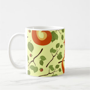 Röd ekorre i grenar. kaffemugg