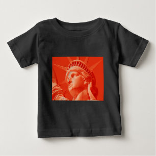 Röd Frihetsgudinnan Tee