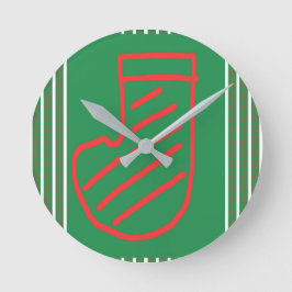 Röd Grön Julstrumpa på Grönt Rund Klocka