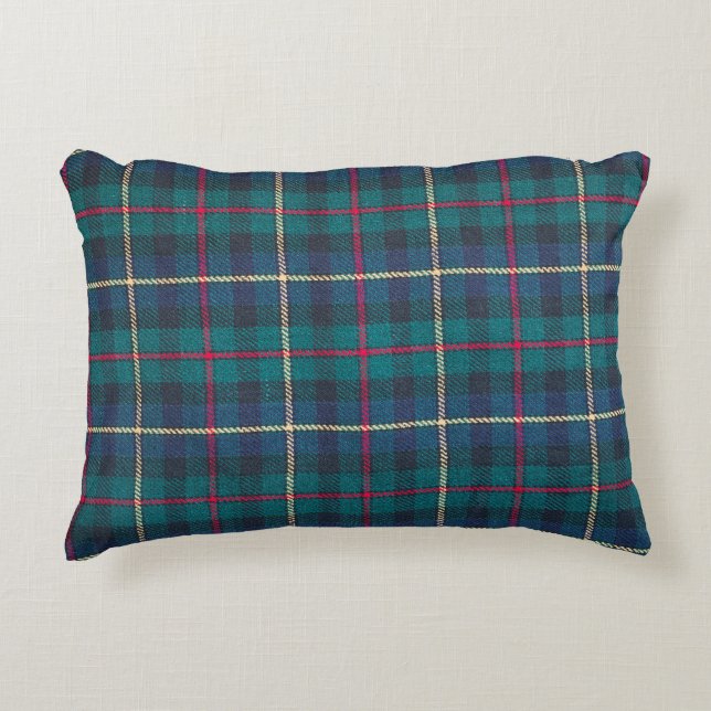 Röd, grönt, blå skotsk tartan mönster. prydnadskudde (Framsidan)