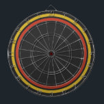 Röd Gult Darttavla<br><div class="desc">Red gult house party modern,  människogrottan,  mannen den Dartboard.</div>