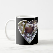 Röd hjort i snö Mugg