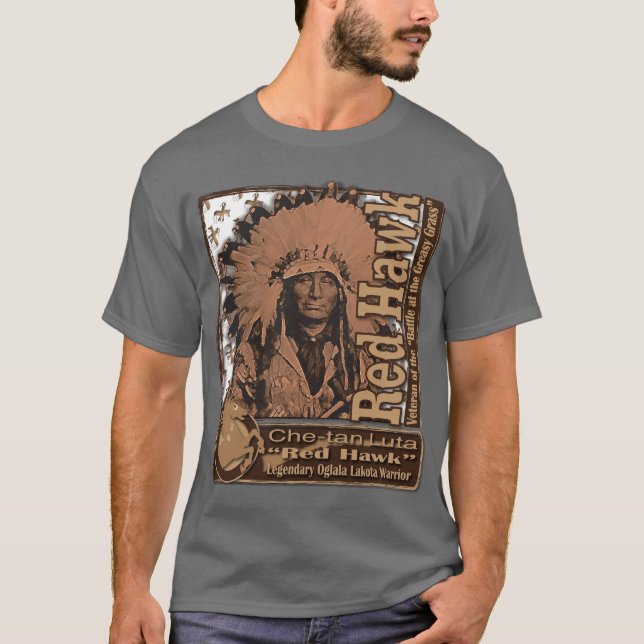 Röd hök Oglala Lakota Tee Shirt (Framsida)