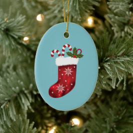 Röd julstrumpa med godisstavar och julhagtorn julgransprydnad keramik