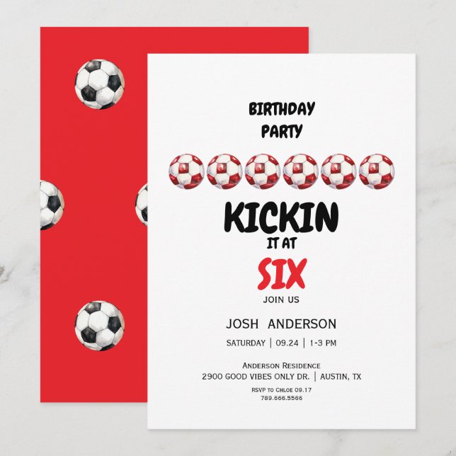 Röd Kickin it Fotboll 6-års födelsedagsfest Inbjudningar (Fram/baksida)