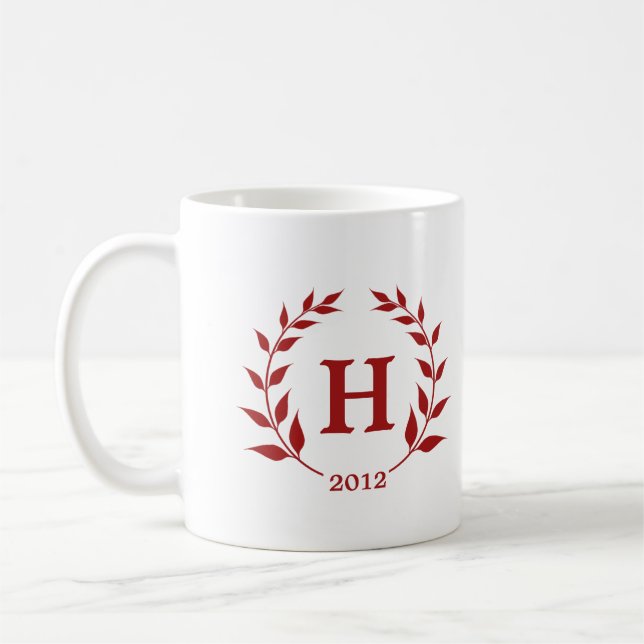 Röd krans, monogram studenten, årsklass kaffemugg (Vänster)