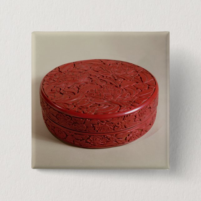 Röd lacquer boxas dekorerat med pioner, 1426-27 knapp (Framsida)