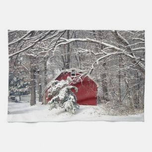 Röd ladugård i snön 2011 kökshandduk