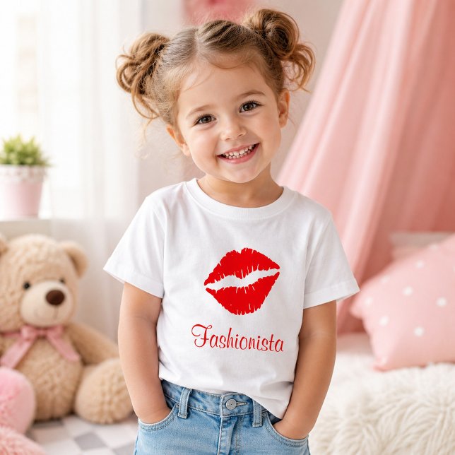 Röd läppstift avtryck fashionista tee (Skapare uppladdad)