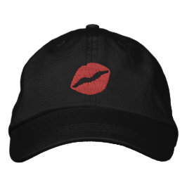 Röd läppstift Pucker Up Kyss på svart Broderad Keps