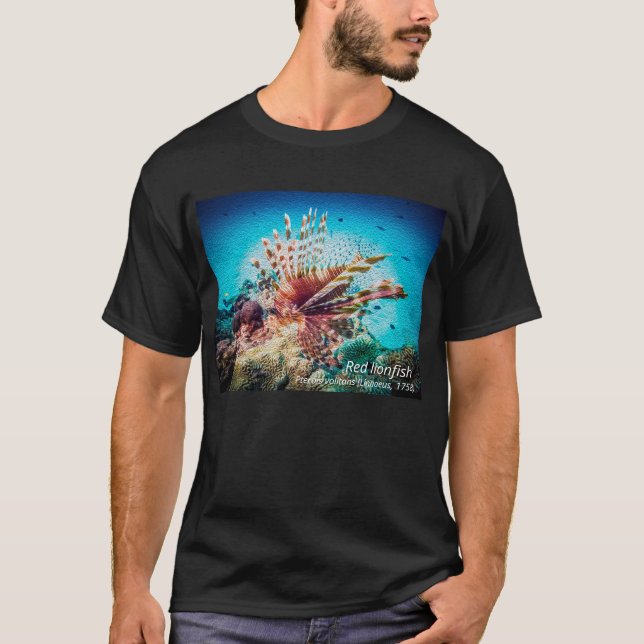  Röd lejonfisk  T Shirt (Framsida)