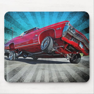 Röd LowriderChevy Impala 1968 Mousepad Musmatta