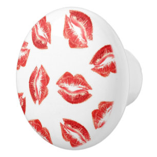 Röd makeup för läppstiftkantmönster & knopp