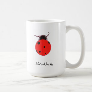 Röd nyckelpigapåståendemugg kaffemugg